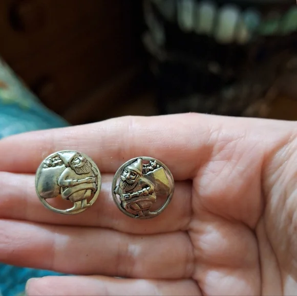 Vintage Silver Tone Santa With Toys Earrings - Picture 2 of 3